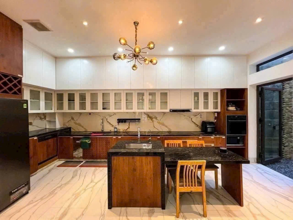 CẦN BÁN CĂN BIỆT THỰ KHU NAM LONG CẦN THƠ