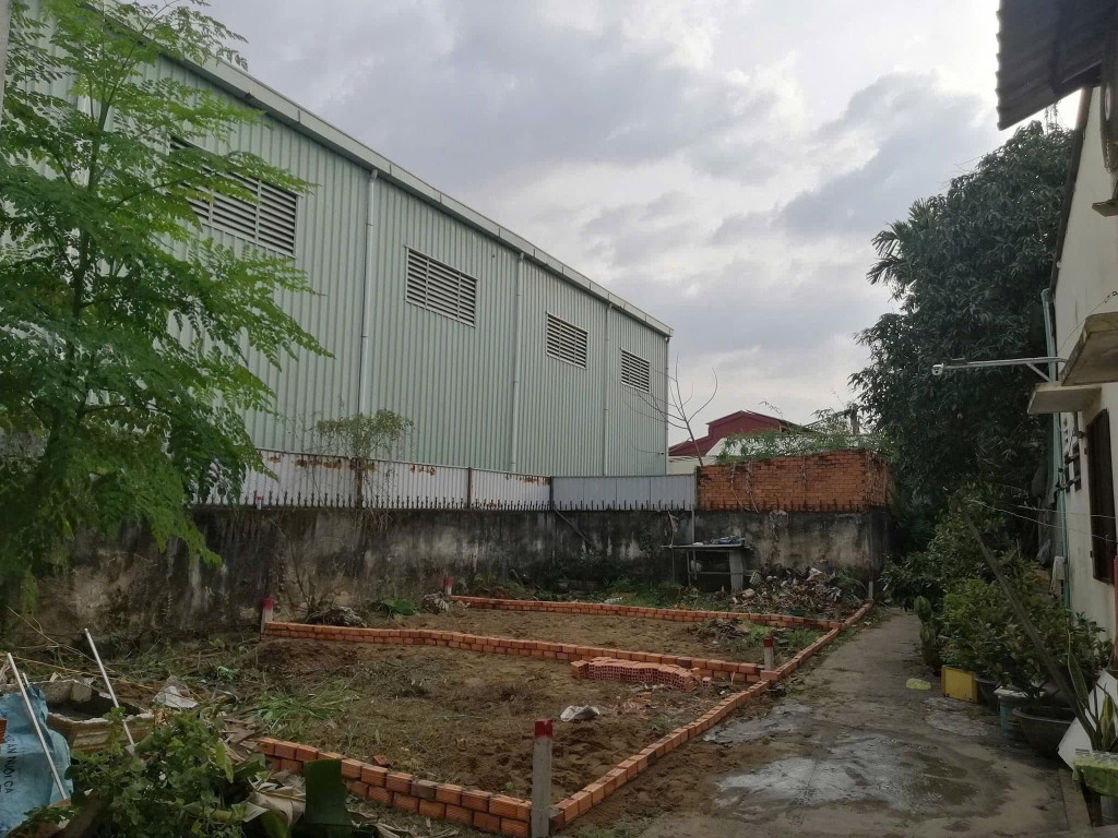 Nền thổ cư Hẻm 129 Lê Hồng Phong, Cần Thơ. Lộ giới 3m, hướng Tây Bắc, full thổ cư.