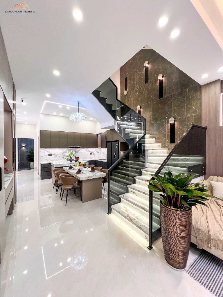 Nhà 2 Lầu Xây Mới, D14 KDC Hồng Loan, Cái Răng, Cần Thơ